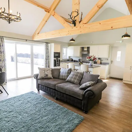 Stag At Broadings Farm Semesterbostad *