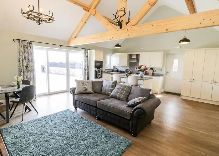 Stag At Broadings Farm Holiday home *